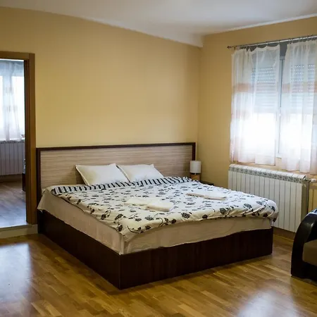 Hotel Bella Nella Leskovac  Exterior photo